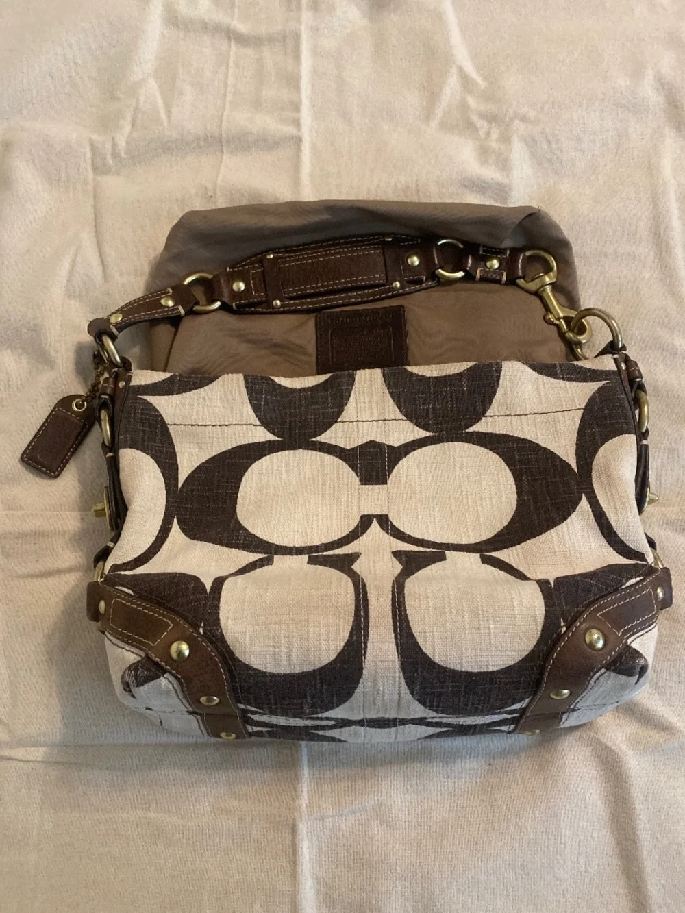 Authentic Coach Signature Carly Medium Shoulder Bag – Style 10794 (A0773)